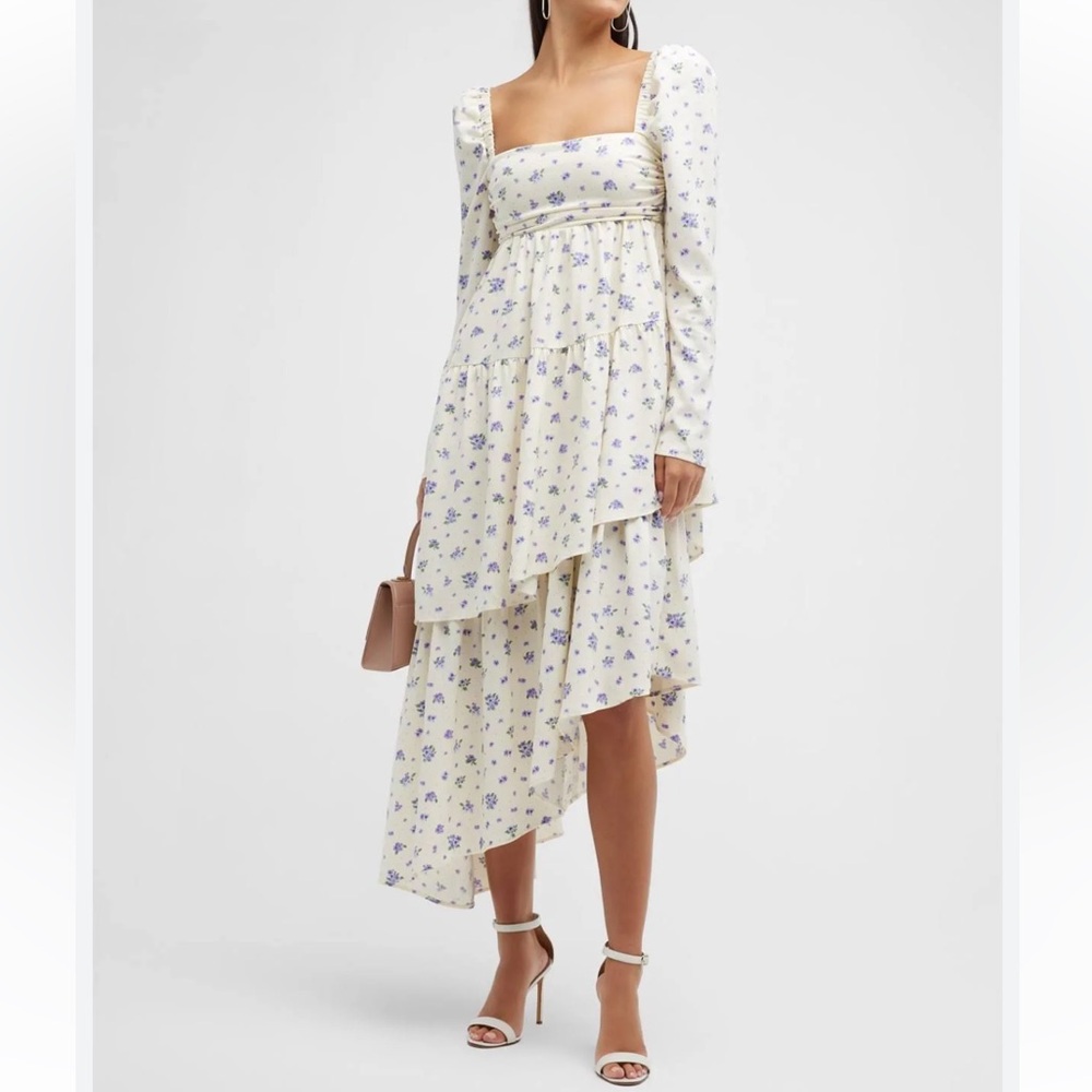 We Wore What Puff Sleeve Dress 
Size 6